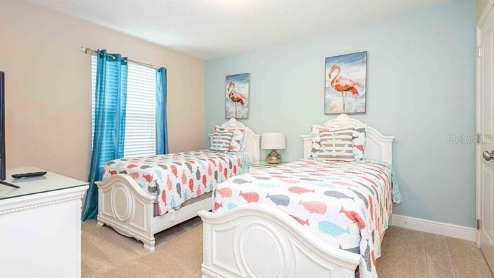 Image No.20-6 Bed House for sale