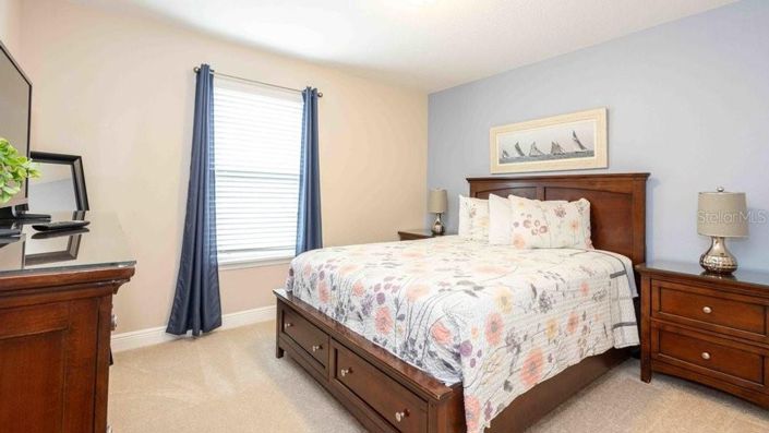 Image No.26-6 Bed House for sale