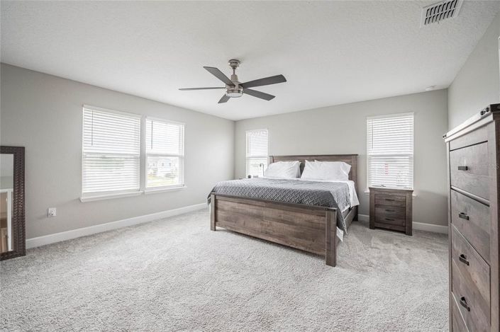 Image No.25-4 Bed House for sale