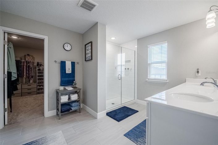 Image No.27-4 Bed House for sale