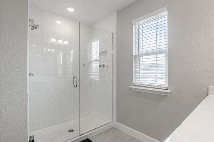 Image No.29-4 Bed House for sale