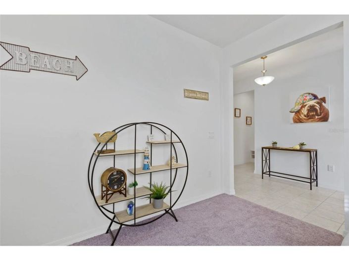 Image No.16-6 Bed House for sale