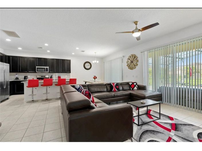 Image No.22-6 Bed House for sale