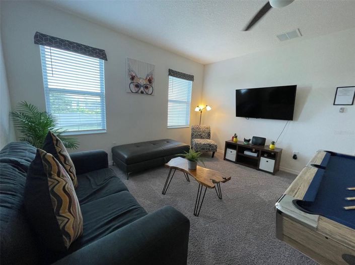 Image No.40-6 Bed House for sale