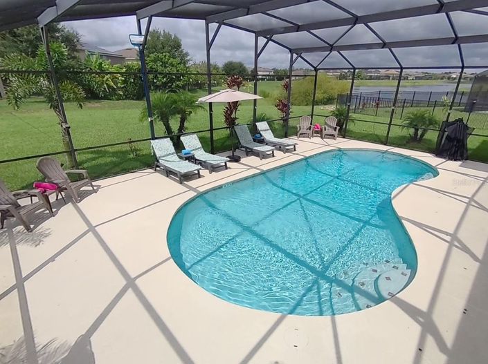 Image No.9-6 Bed House for sale