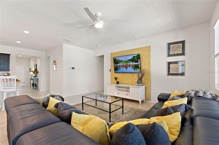 Image No.16-7 Bed House for sale