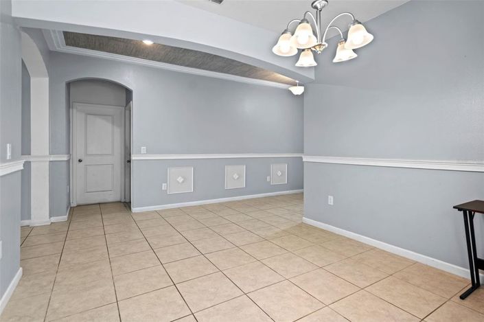 Image No.6-4 Bed House for sale