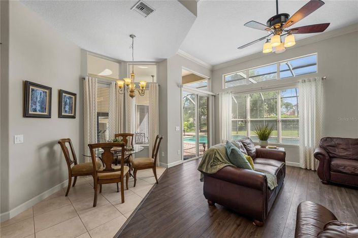 Image No.17-6 Bed House for sale