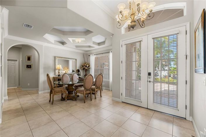 Image No.18-6 Bed House for sale