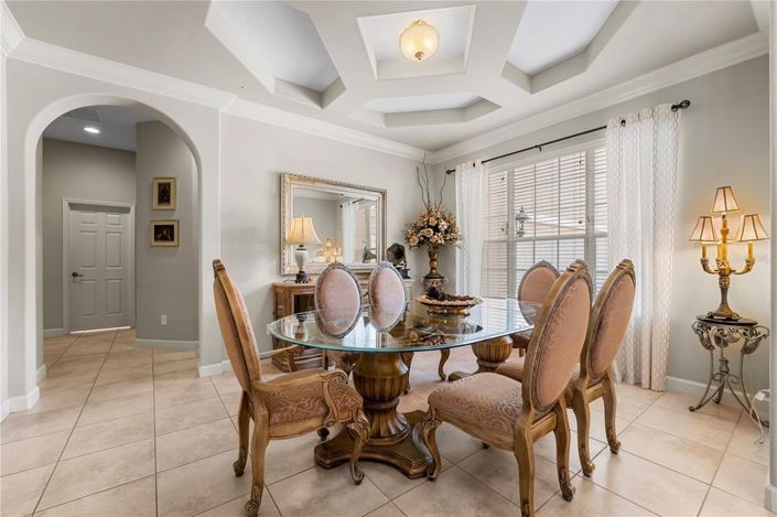 Image No.19-6 Bed House for sale