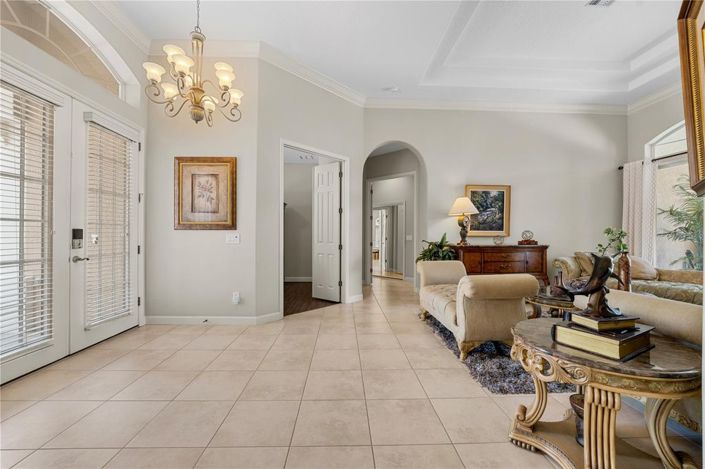 Image No.23-6 Bed House for sale