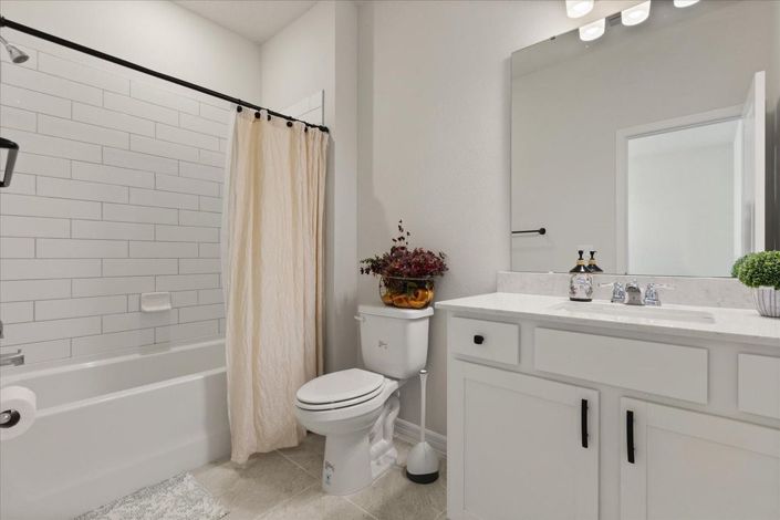 Image No.14-4 Bed House for sale