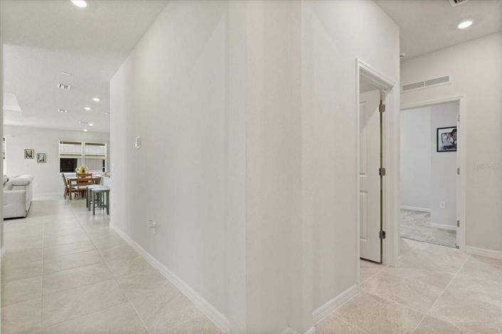 Image No.16-4 Bed House for sale