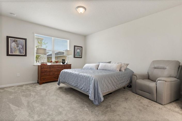 Image No.18-4 Bed House for sale