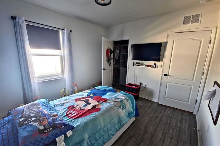 Image No.23-5 Bed House for sale