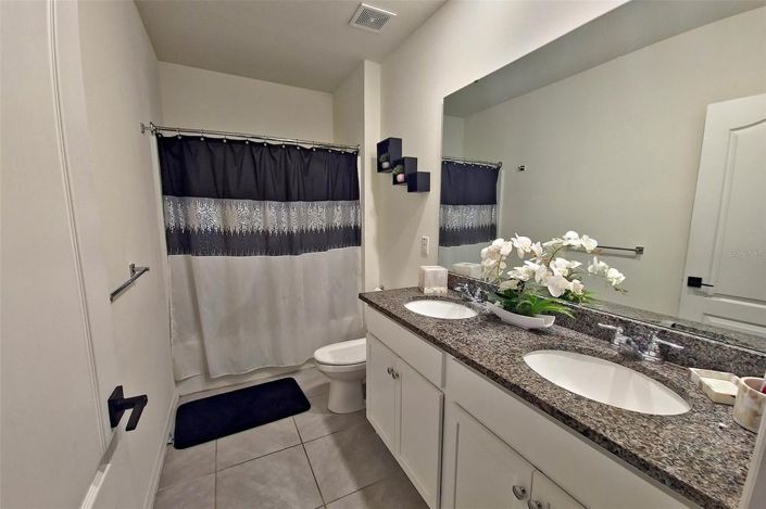 Image No.27-5 Bed House for sale