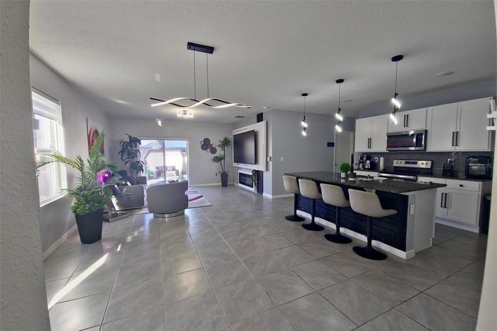 Image No.10-5 Bed House for sale