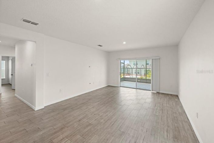 Image No.10-4 Bed House for sale