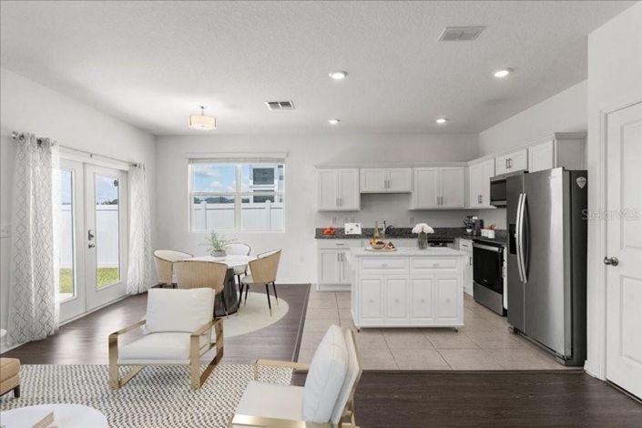 Image No.11-3 Bed Townhouse for sale