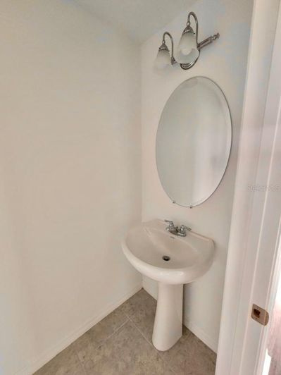 Image No.15-3 Bed Townhouse for sale