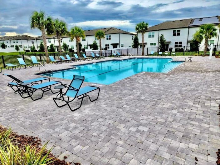 Image No.27-3 Bed Townhouse for sale