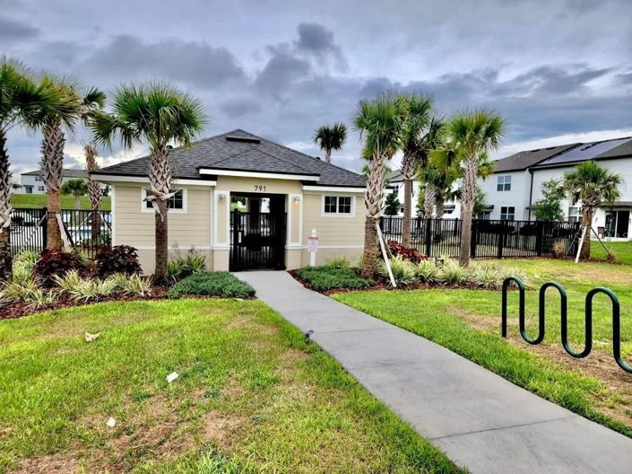 Image No.31-3 Bed Townhouse for sale