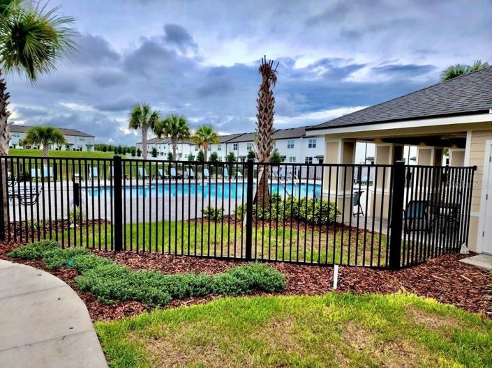 Image No.32-3 Bed Townhouse for sale