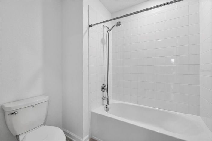 Image No.30-5 Bed House for sale