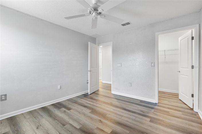 Image No.34-5 Bed House for sale