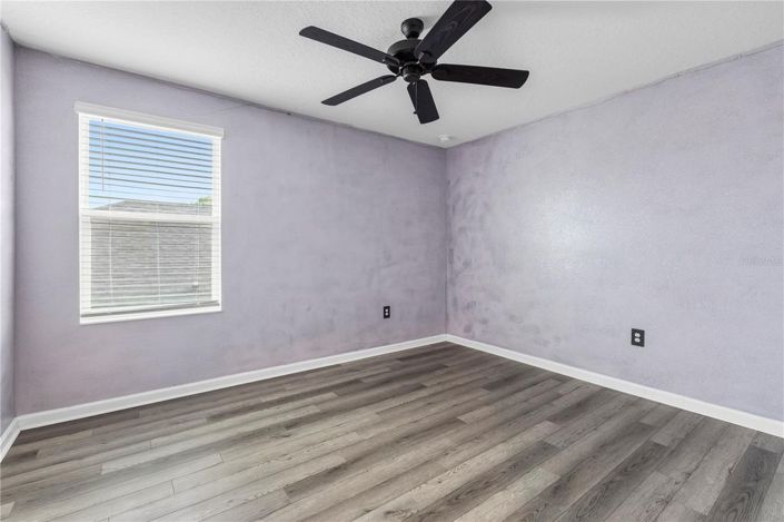 Image No.35-5 Bed House for sale