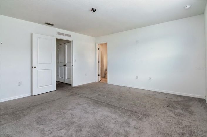 Image No.19-3 Bed Townhouse for sale