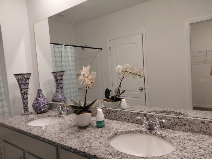 Image No.14-3 Bed House for sale