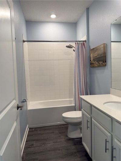 Image No.30-4 Bed House for sale