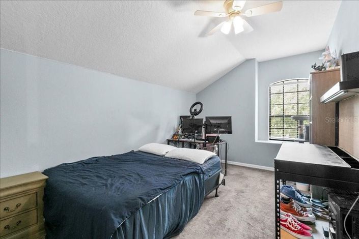 Image No.19-6 Bed House for sale