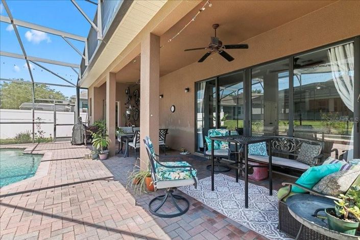 Image No.27-6 Bed House for sale