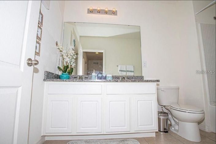 Image No.17-4 Bed Townhouse for sale