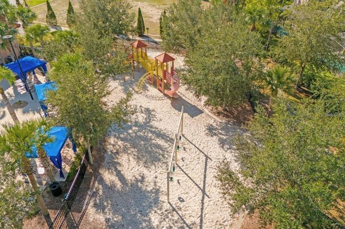 Image No.23-4 Bed Townhouse for sale