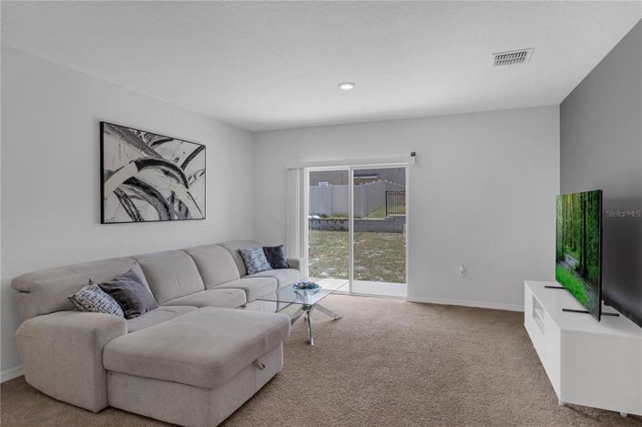 Image No.11-5 Bed House for sale