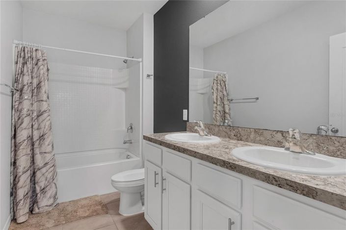 Image No.30-5 Bed House for sale