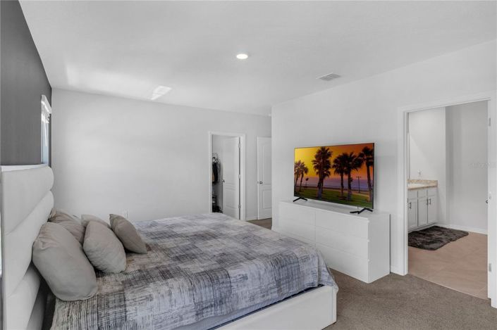 Image No.34-5 Bed House for sale