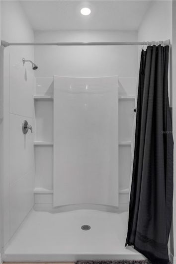 Image No.37-5 Bed House for sale