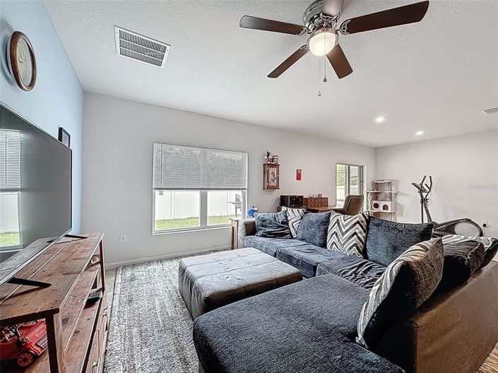 Image No.15-4 Bed House for sale