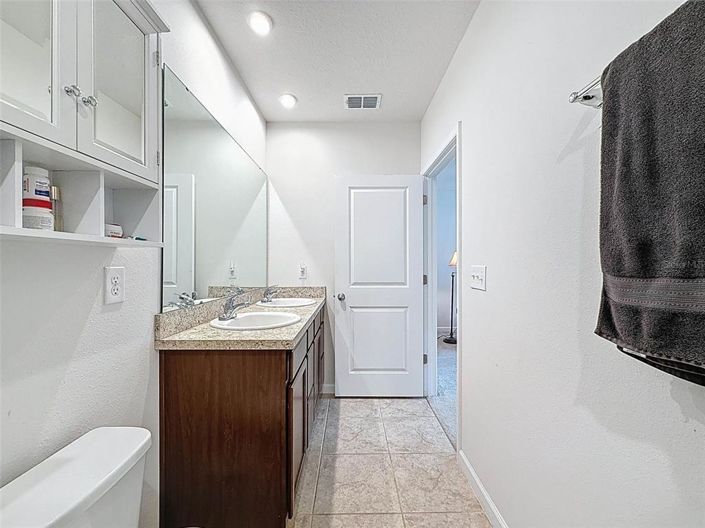 Image No.21-4 Bed House for sale