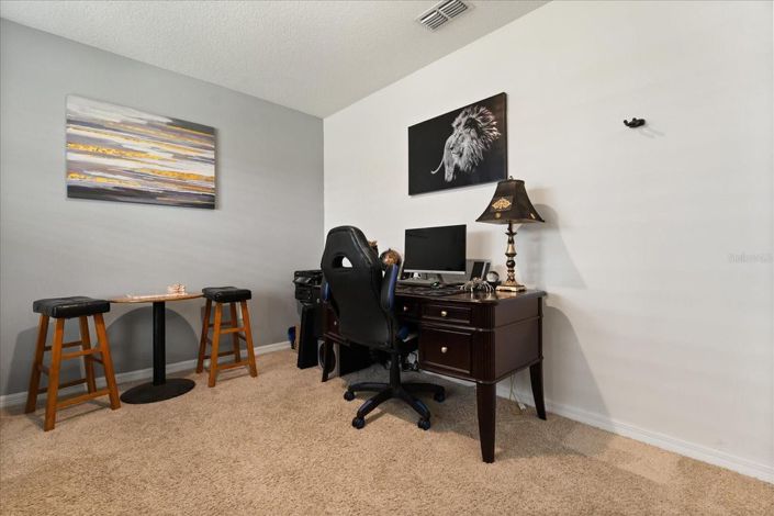 Image No.11-5 Bed House for sale