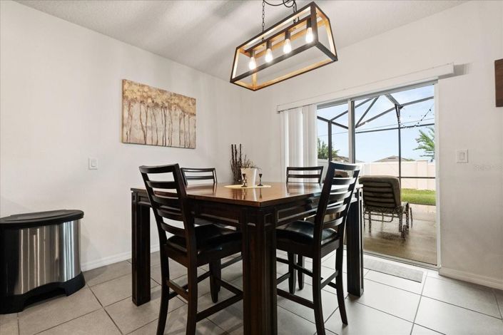 Image No.13-5 Bed House for sale