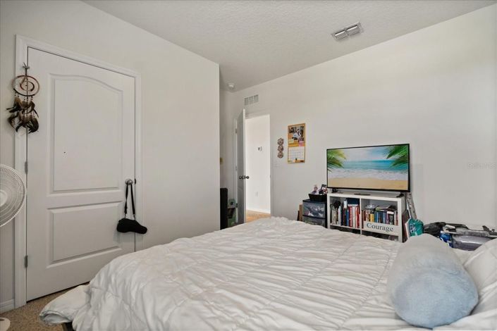 Image No.26-5 Bed House for sale