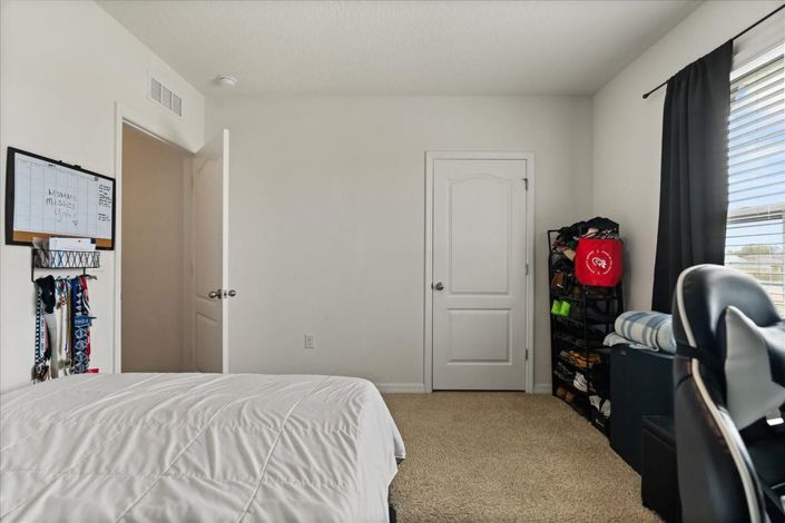 Image No.29-5 Bed House for sale