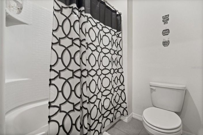 Image No.30-5 Bed House for sale