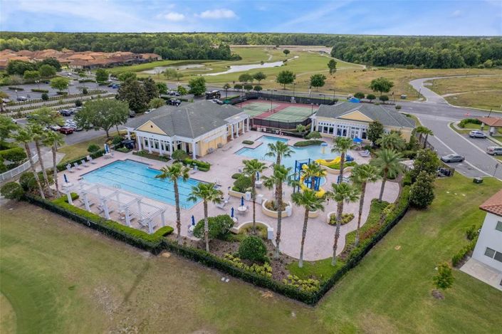 Image No.10-3 Bed House for sale