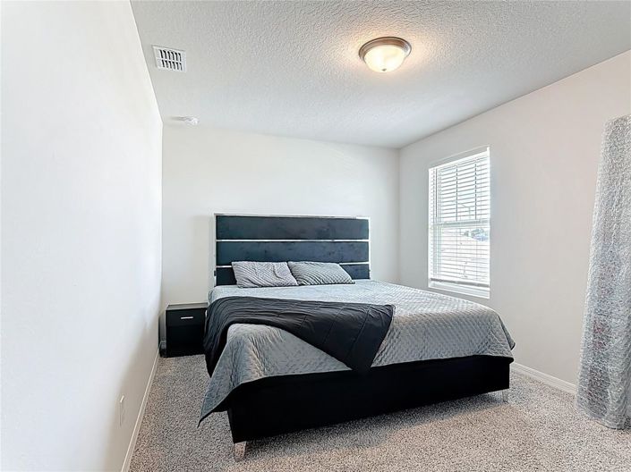 Image No.17-4 Bed House for sale